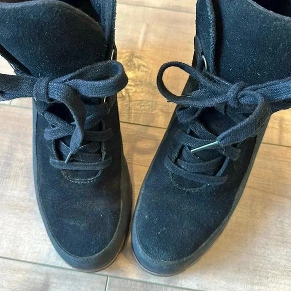 UGG Kriston Waterproof Bootie Suede Leather Black Wedge Sz 10 - Picture 6 of 10